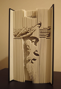 Jesus, by Mari Keki, Inverted fold